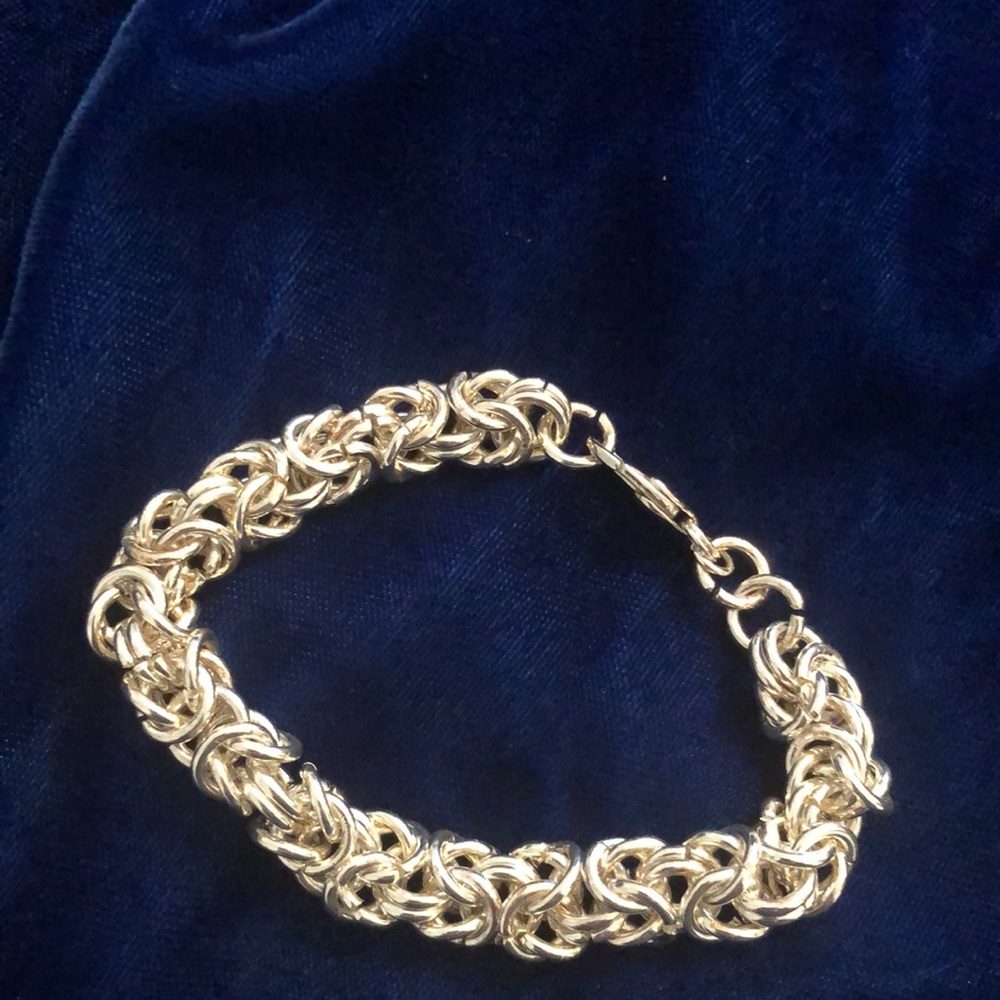 Silver plated 8 inch (in length) Byzantine bracelet